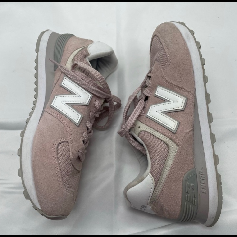 Madewell X New Balance 574 Core Sneakers in Pink Grey